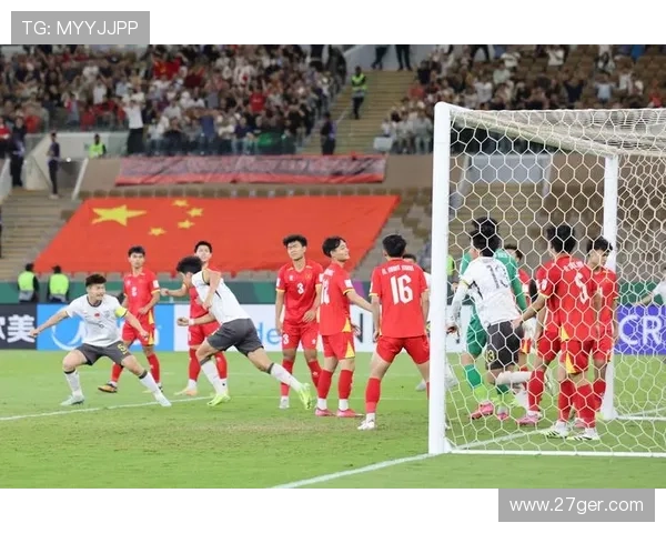 鲍世蒙失误酿祸 U23国足短时连丢球